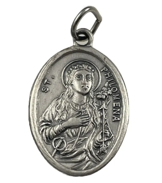 Medalla Religiosa Vintage Católica Santa Filomena San Juan Vianney en Tono Plata