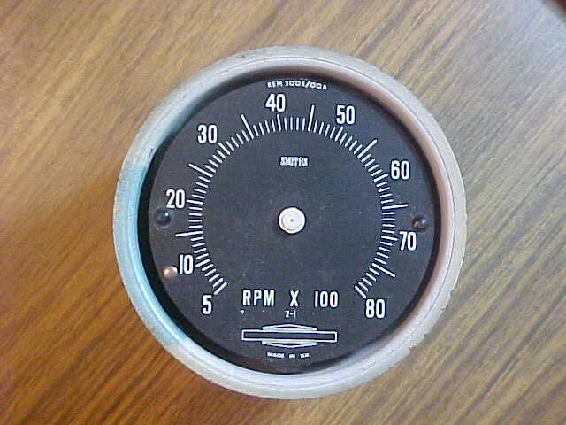 Smiths Harley Tachometer  SuperGlide Shovelhead Sportster RPM Parts
