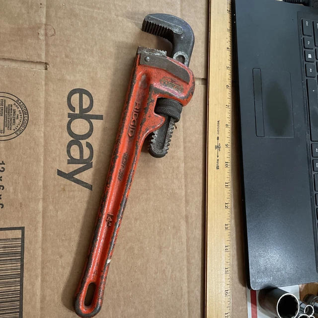 VINTAGE RIDGID 14” Pipe Wrench Heavy Duty Elyria, Ohio USA Rigid Ridge