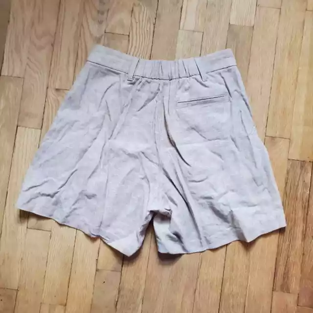 Old Navy Extra High-Waisted Linen-Blend Taylor Trouser Shorts for Women 2