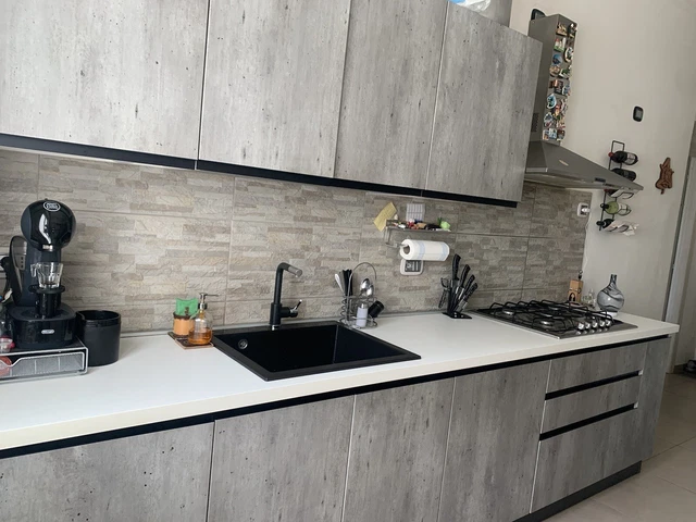 cucina usata con Elettrodomestici