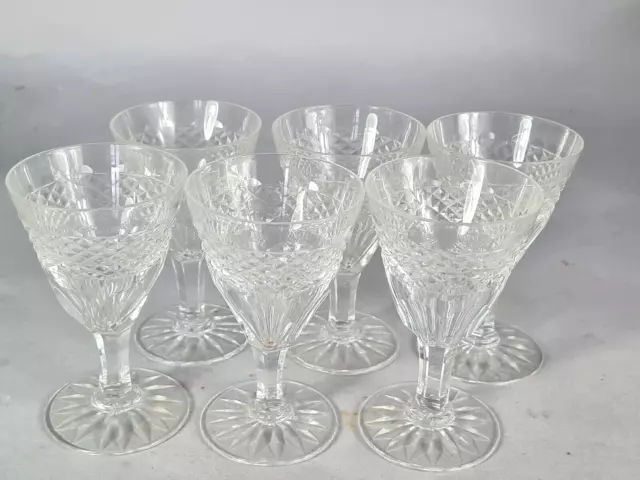 Ensemble de 6 anciens verres à liqueur cristal taillé. Parfait état.