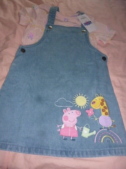 Girls 2 Piece Denim Peppa Pig Outfit..Age 5-6 Years.MARKS AND SPENCER .BNWT