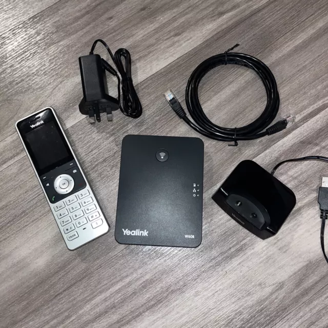 Yealink W60B con telefono W56H & Devive - Telefono W56H IP DECT adattatore CA completo