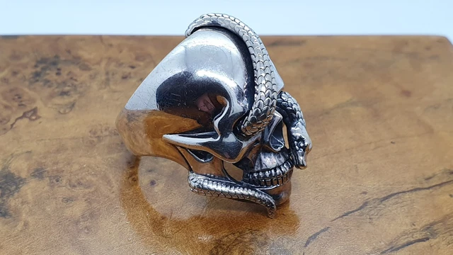 Theo fennell hotsell skull ring