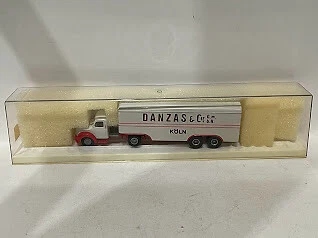815650_5 815650_5