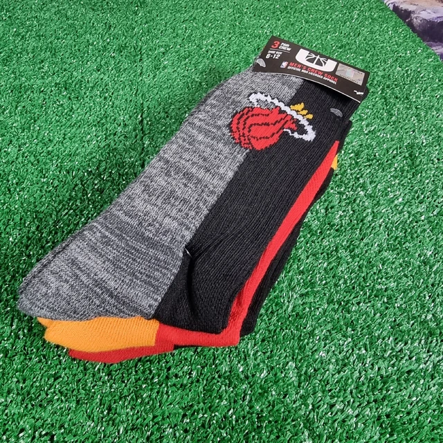 Miami Heat 3 Pair Pack Mens Socks Size 6-12 Crew Socks New (H1)