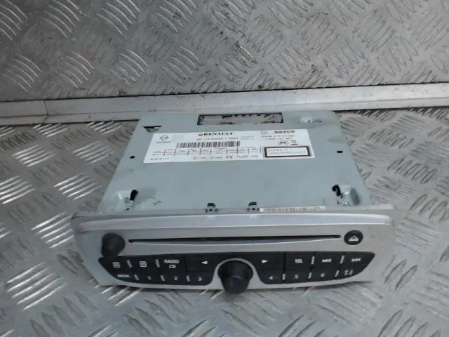 Autoradio d'origine RENAULT MEGANE 3 PHASE 2 1.5 DCI - 8V TURBO /R:73041614