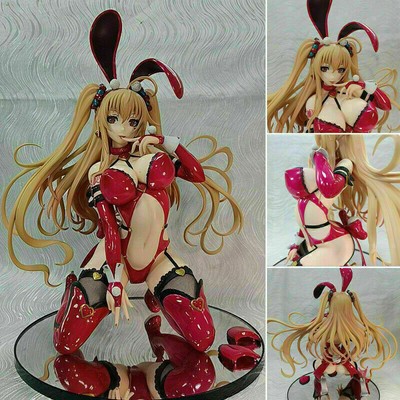 caroline yuri binding