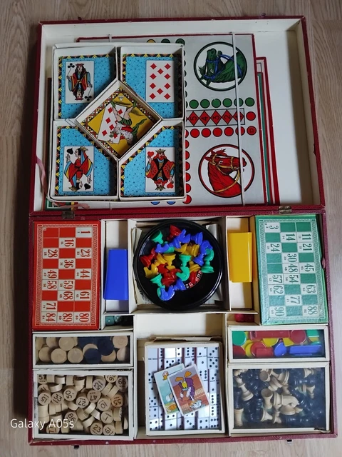 MALLETTE DE JEUX Vintage "Perriot production" fabriqué en FRANCE EUR 14