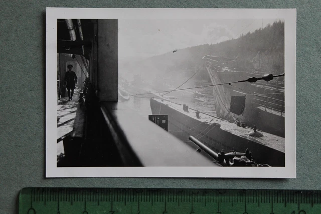 FOTO PHOTO 208609 WW2 WK2 UBoot submarine U879 U24 U20 im Hafen in