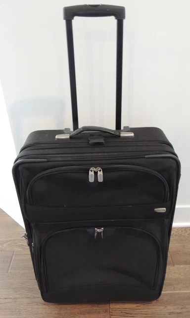 DAKOTA by Tumi Black 25" Upright Expandable Wheeled Suitcase