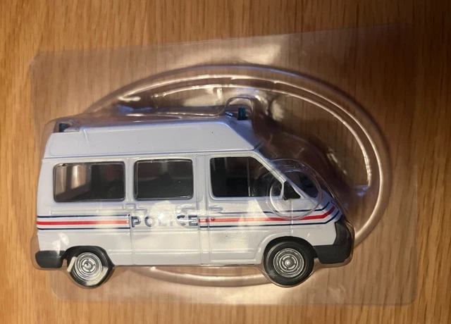 RENAULT TRAFIC NOREV 1/43 VLI Sapeurs pompiers du Var véhicule infirmier EUR 10,00 - FR