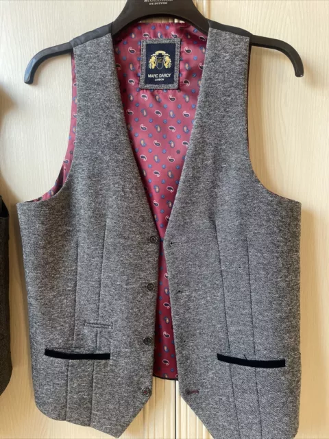 Marc Darcy London Suit Waistcoat 40R