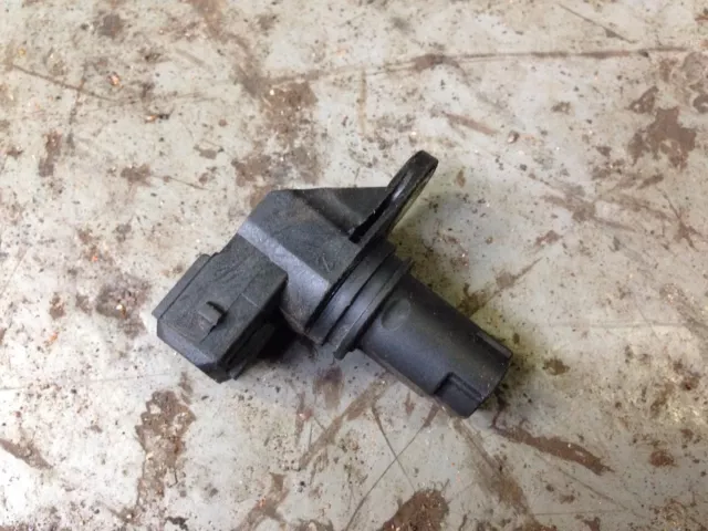 Suzuki Grand Vitara 1.9 DDiS 2006 Camshaft Sensor