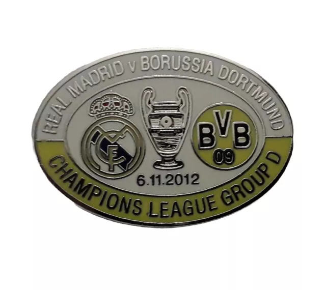 Real Madrid v Borussia Dortmund 06.11.2012 Emaille Fußball Pin Abzeichen Erinnerungsstücke