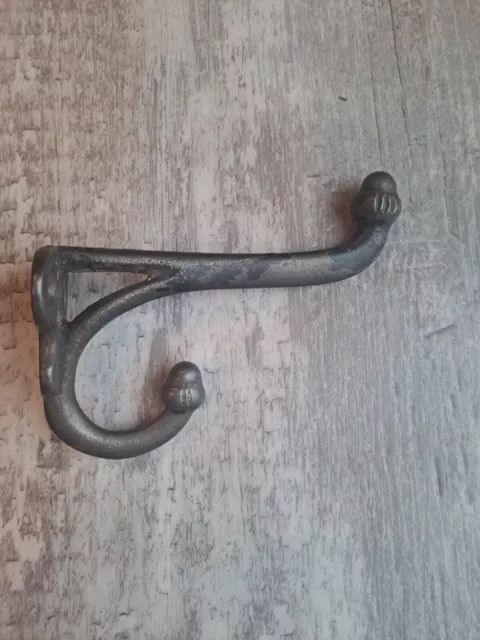 Vtg Antique Cast Iron Double Ornate Acorn Finial Schoolhouse Coat Hat Hooks