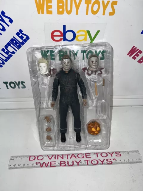 NECA Halloween II 2 Ultimate MICHAEL MYERS 7-Inch Scale Action Figure 🔥