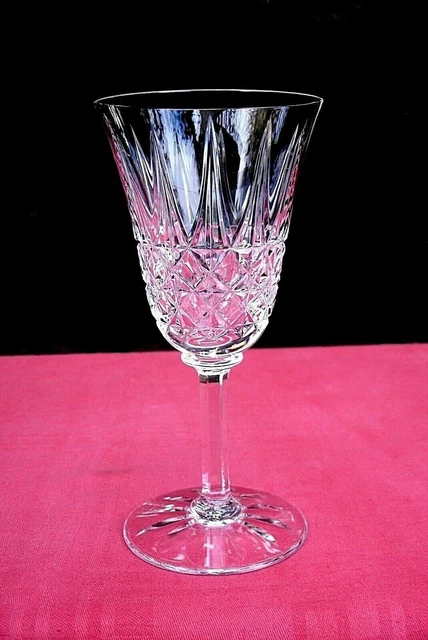 A Stuart Crystal Beaconsfield pattern claret jug, with stopper, 98cm high