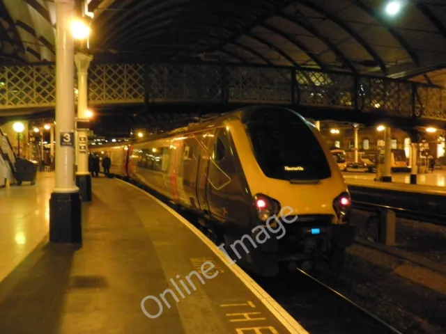 Photo 6x4 Cross Country train at Newcastle Central Station Newcastle upon c2010