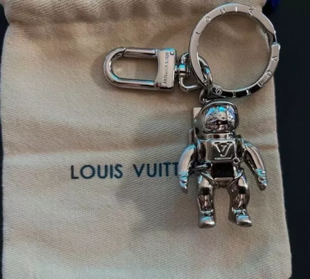 Louis Vuitton Astronaut Bag Charm & Key Holder - Silver Keychains,  Accessories - LOU613483