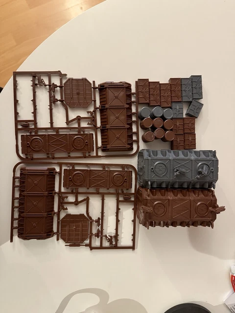 BATTLEZONE MANUFACTORUM MUNITORUM Armoured Containers - Warhammer 40k ...