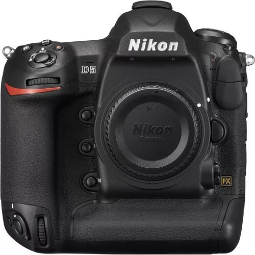 Nikon D5 (XQD)