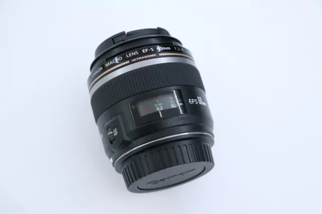Canon EOS 60mm F/2.8 EF-S USM AF 1:1 Macro Ultrasonic Lens. Boxed