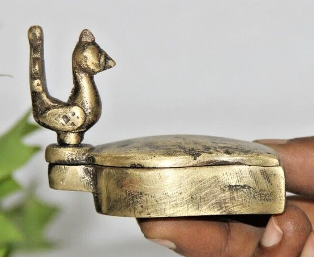 Boîte Artisanale Vintage En Laiton Kumkum Tikka - Style Années 1950 Doré - Original D'Inde