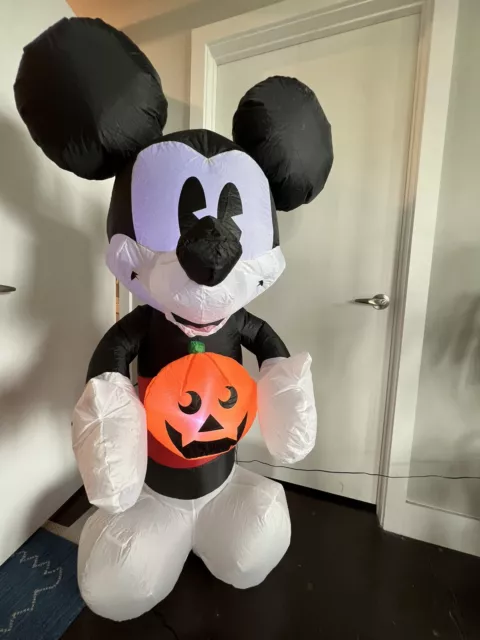Gemmy Disney Halloween 5 ft Mickey Mouse Jack O Lantern Pumpkin Inflatable