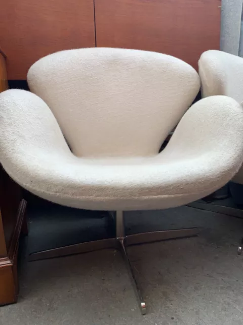 Vintage retro mid century  modern swan white chair swivel armchair MCM x 1