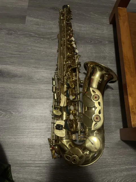 Mendini by Cecilio Gold Lacquer E Flat Alto Saxophone ***NO CASE, NO MOUTHPIECE