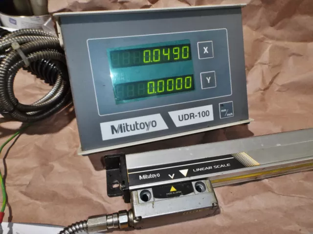 COMPLETE Mitutoyo UDR-100 Linear X Y Counter Display; Glass Scale Encoder; Mount