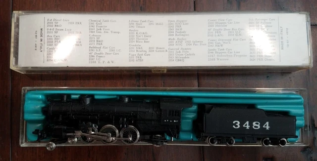 Atlas 2116 Atchison Topeka Santa Fe Steam Locomotive & Tender N gauge