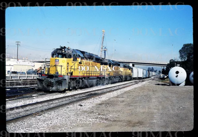 UNION PACIFIC-UPRR. EMD SD40-2 #3732. San Bernardino (CA). Original Slide 1985.