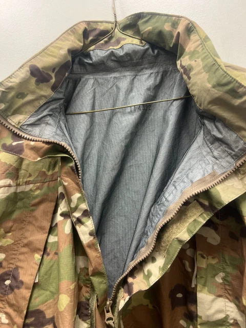 Usgi Ecwcs Multicam Gen Iii Level 6 Extreme Cold/Wet Weather Jacket - Medium Reg 3