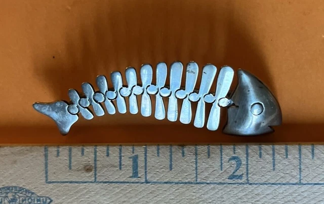 Vintage and Handmade Mexican Taxco .925 Sterling Silver Skeleton Bone Fish Pin