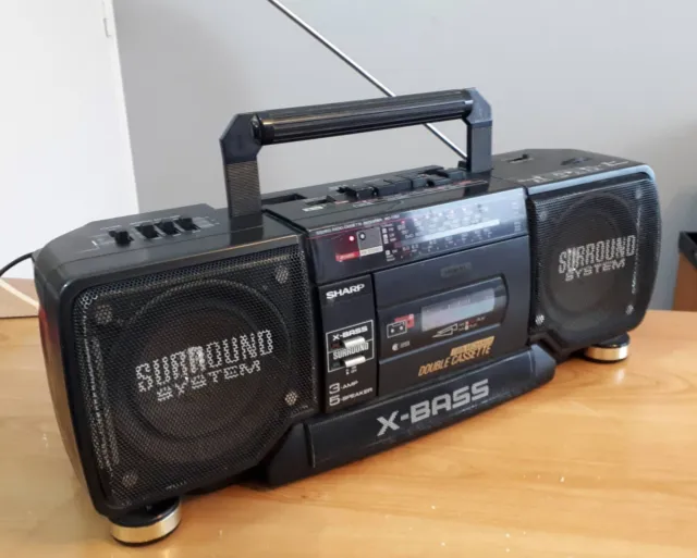 Radio Cassette SHARP WQ-T352H Boombox Ghettoblaster radio ok K7 non pour pièces