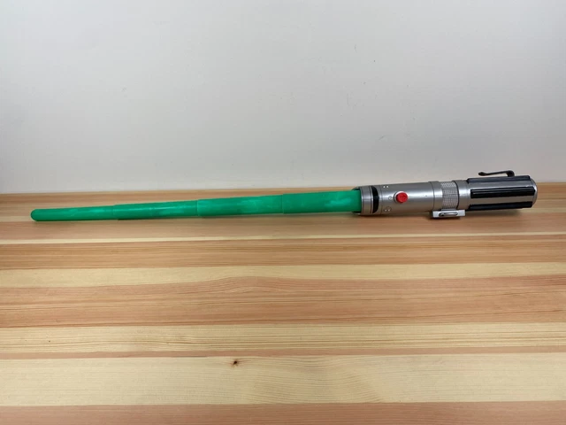 RARE Star Wars Lightsaber Hasbro 2004 Luke Skywalker Green Cosplay C-029A Toy