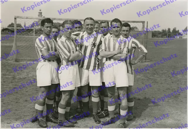 Foto Theo Lingen película Der Theodor en la portería de fútbol TSV 1860 Múnich fútbol 1950