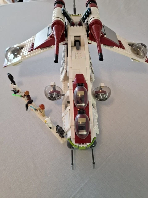 Clone Wars Republic Gunship with figures stickers and instructions Custom Build 