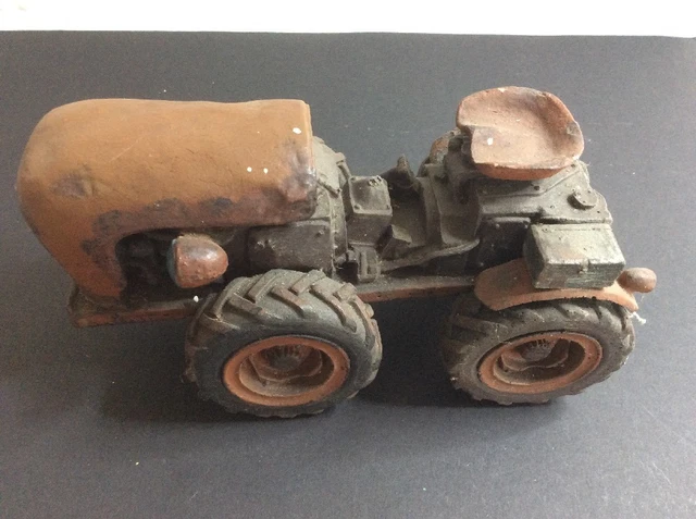 Antiker Spielzeug , Ausstellung Traktor Antiker Spielzeug , Ausstellung Traktor
