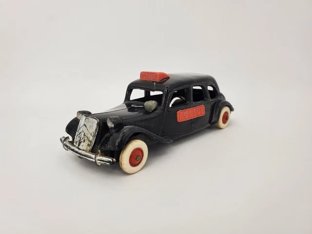 A46 1:43 NOREV PLASTIQUE CITROEN 15 SIX FAM FRONT