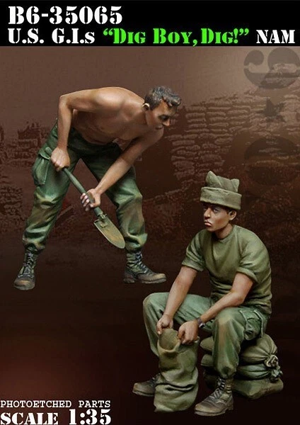Bravo B6-35065 1/35 America Soldier Vietnam Making Sandbags Body Set