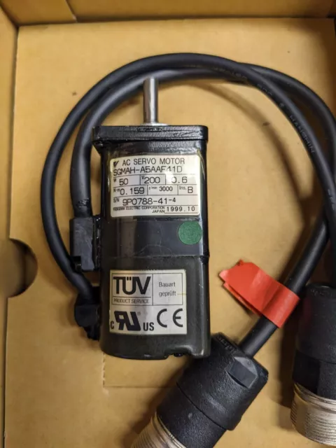 Yaskawa SGMAH-A5AAF41D  servomotor sigma II