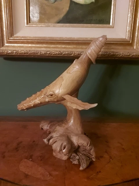 Exceptional Large Hand Carved Humpback Whale Wood Sculpture/Figurine Folk Art