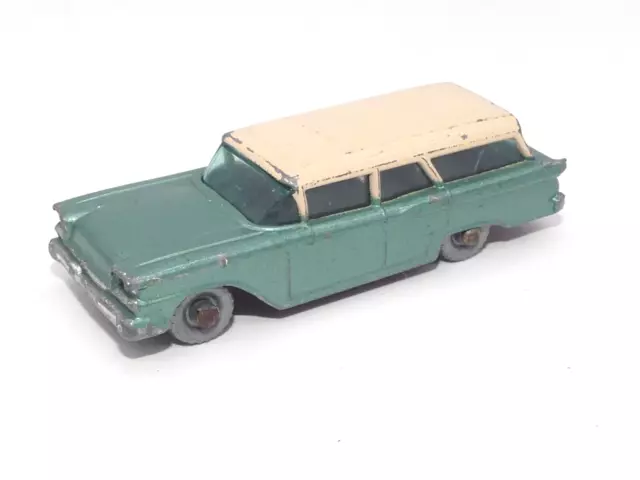 MATCHBOX LESNEY No.31 FORD AMERICAN STATION WAGON