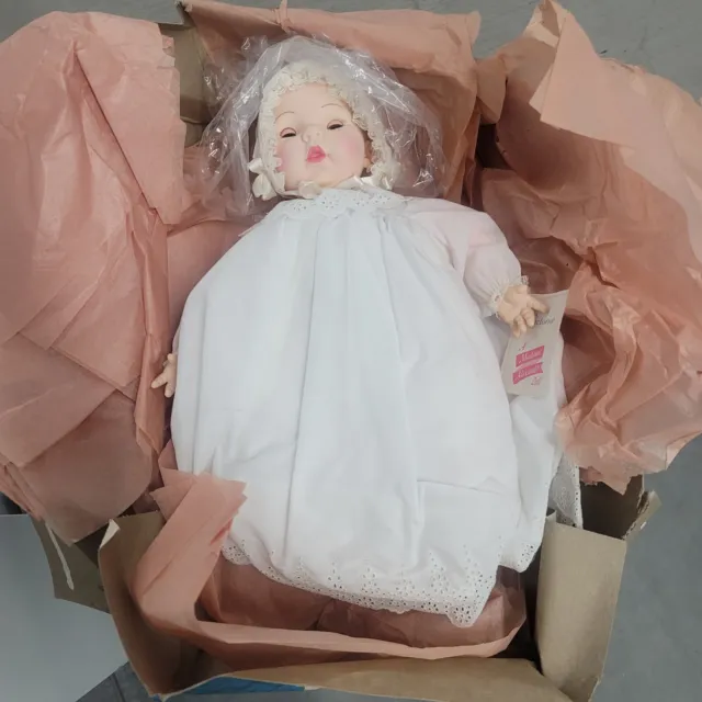 Madame Alexander Victoria 18" Baby Doll 5760 with Tags & Original Dress & Bonnet