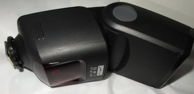 Metz mecablitz 52 AF-1 digital Flash 150 - for Nikon 3