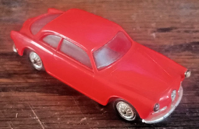1/43ième – NOREV – ALFA ROMEO GIULIETTA SPRINT 1300 verte